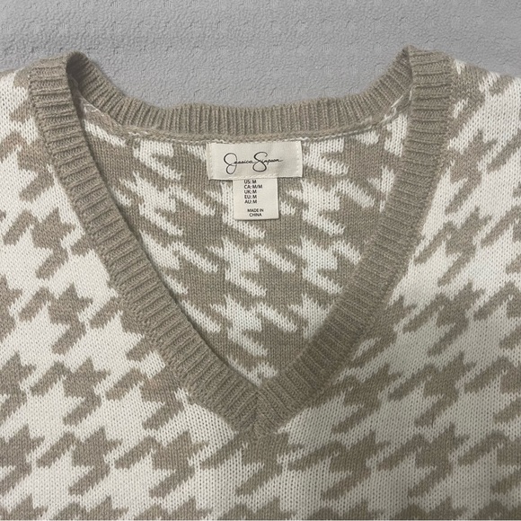 Jessica Simpson Sweater Vest - Picture 7 of 9